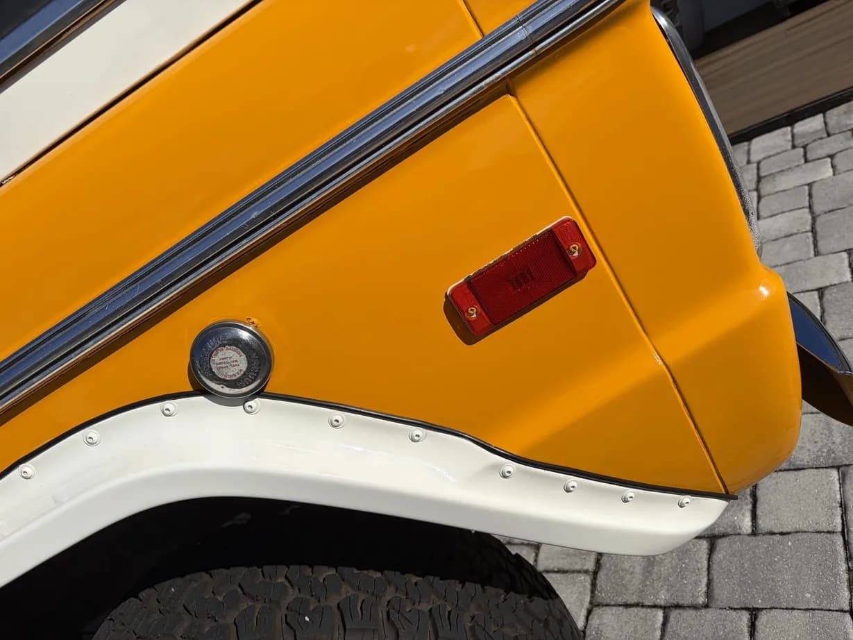 1972 Ford Bronco 302, view