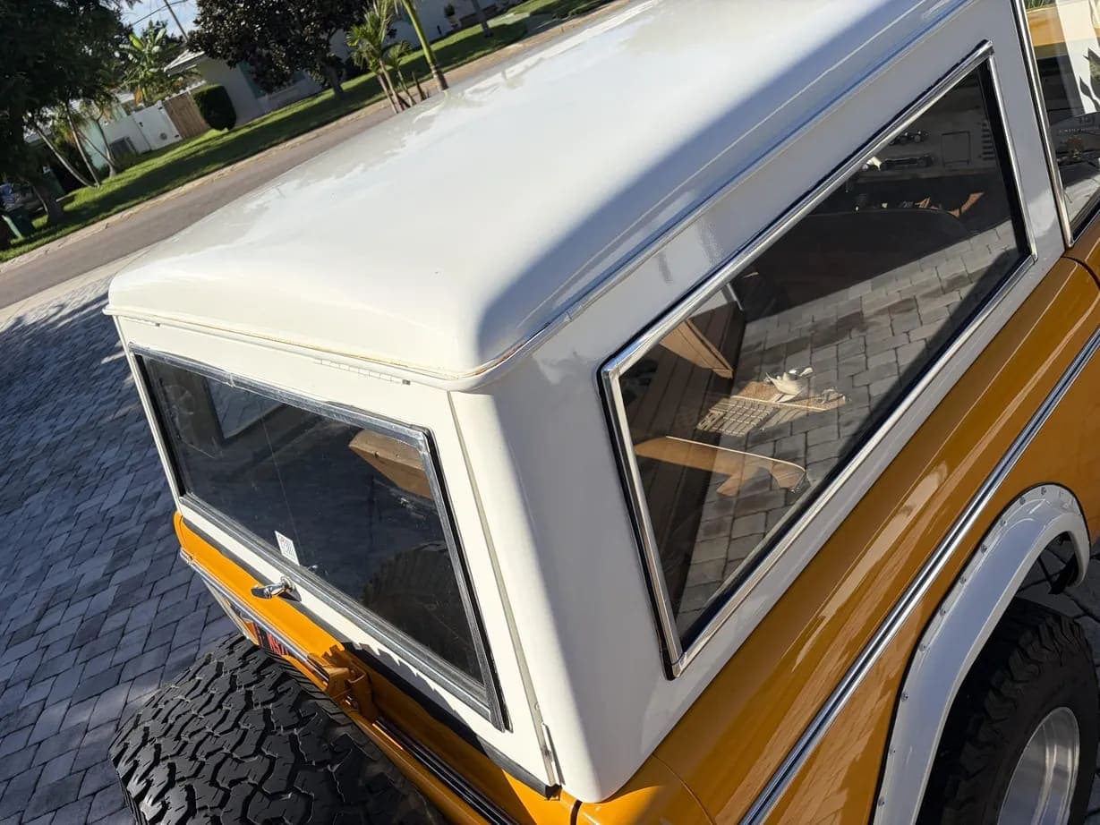 1972 Ford Bronco 302, view