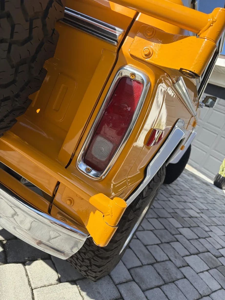 1972 Ford Bronco 302, view