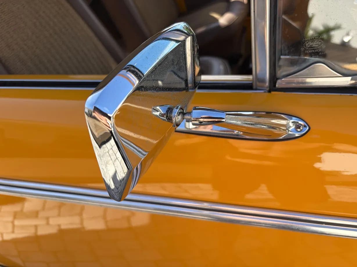 1972 Ford Bronco 302, view