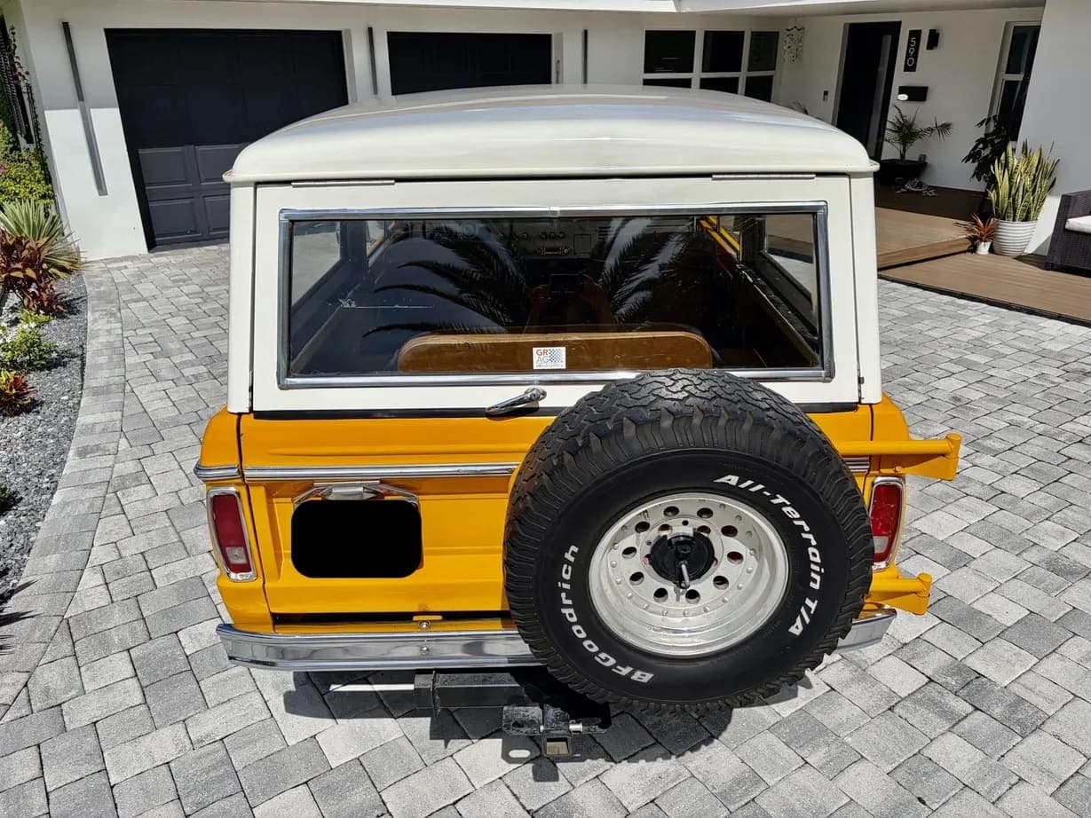 1972 Ford Bronco 302, view