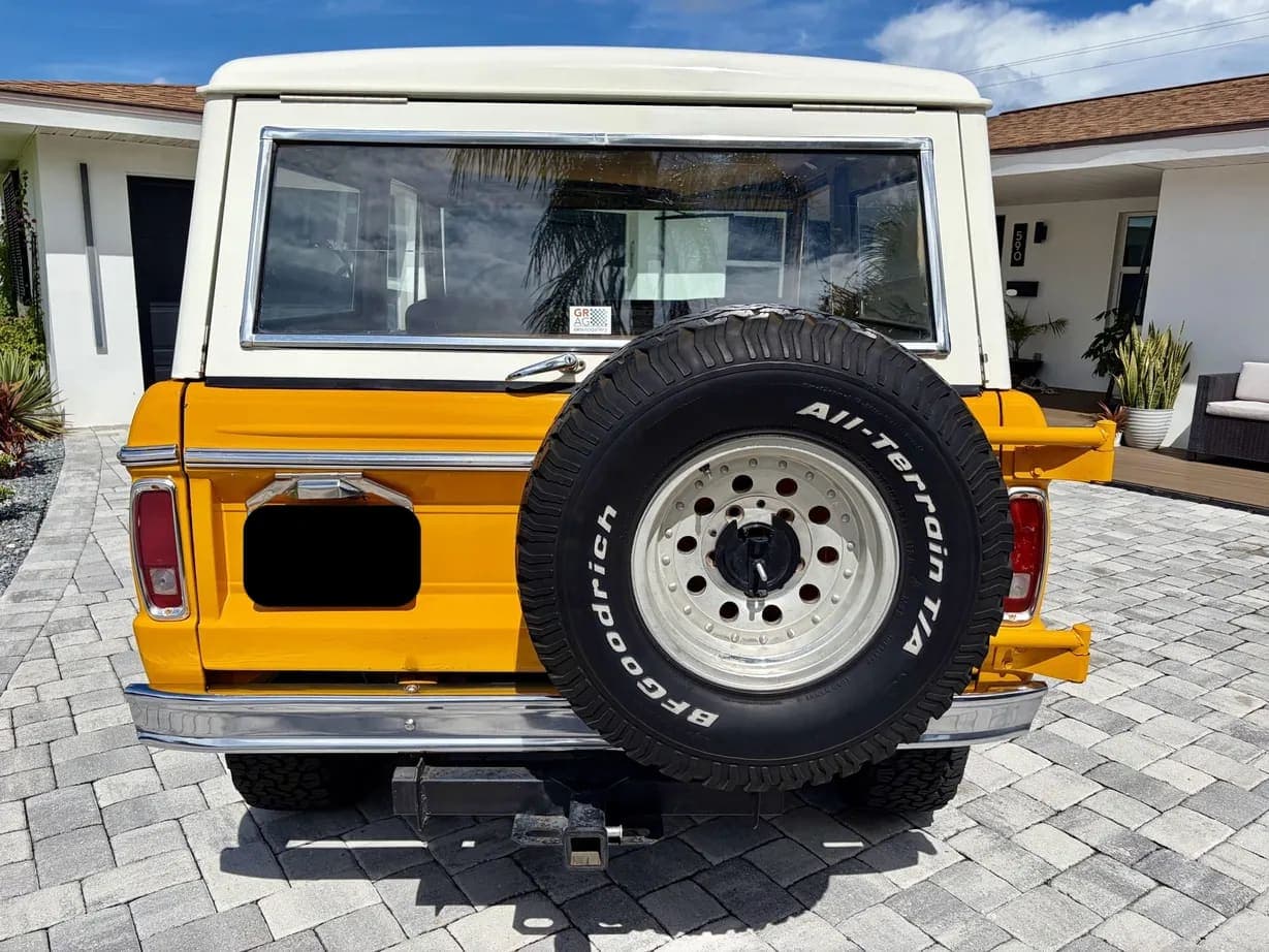 1972 Ford Bronco 302, view