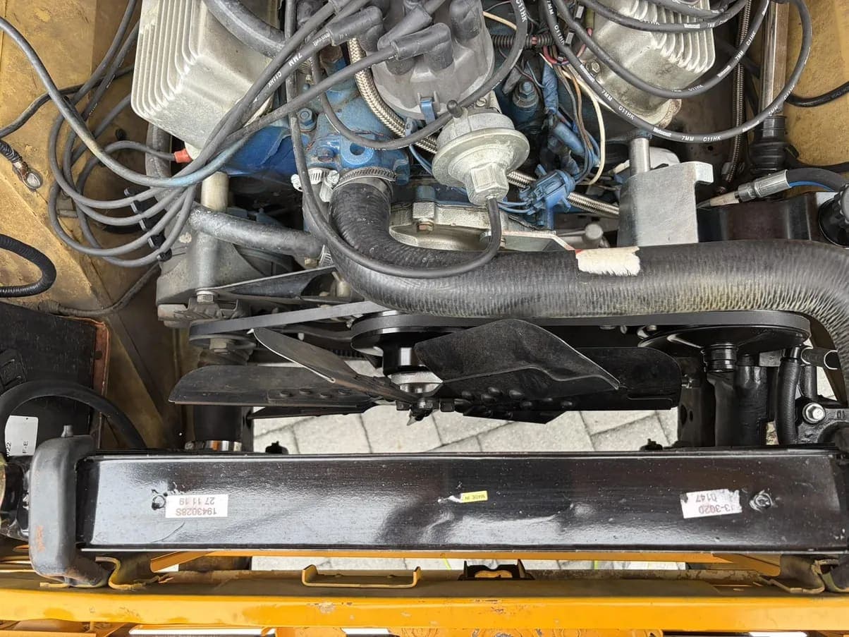 1972 Ford Bronco 302, view