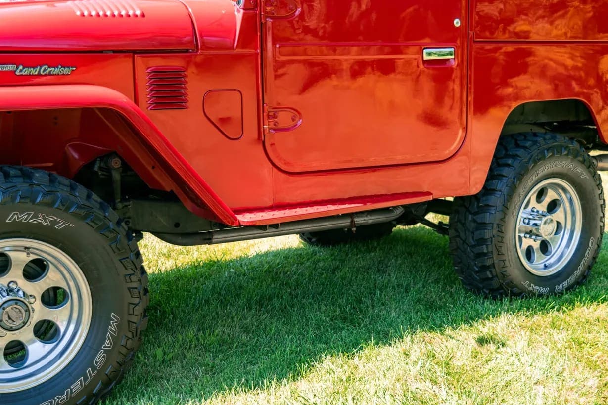 1975 Toyota Land Cruiser FJ40 4-Speed, view