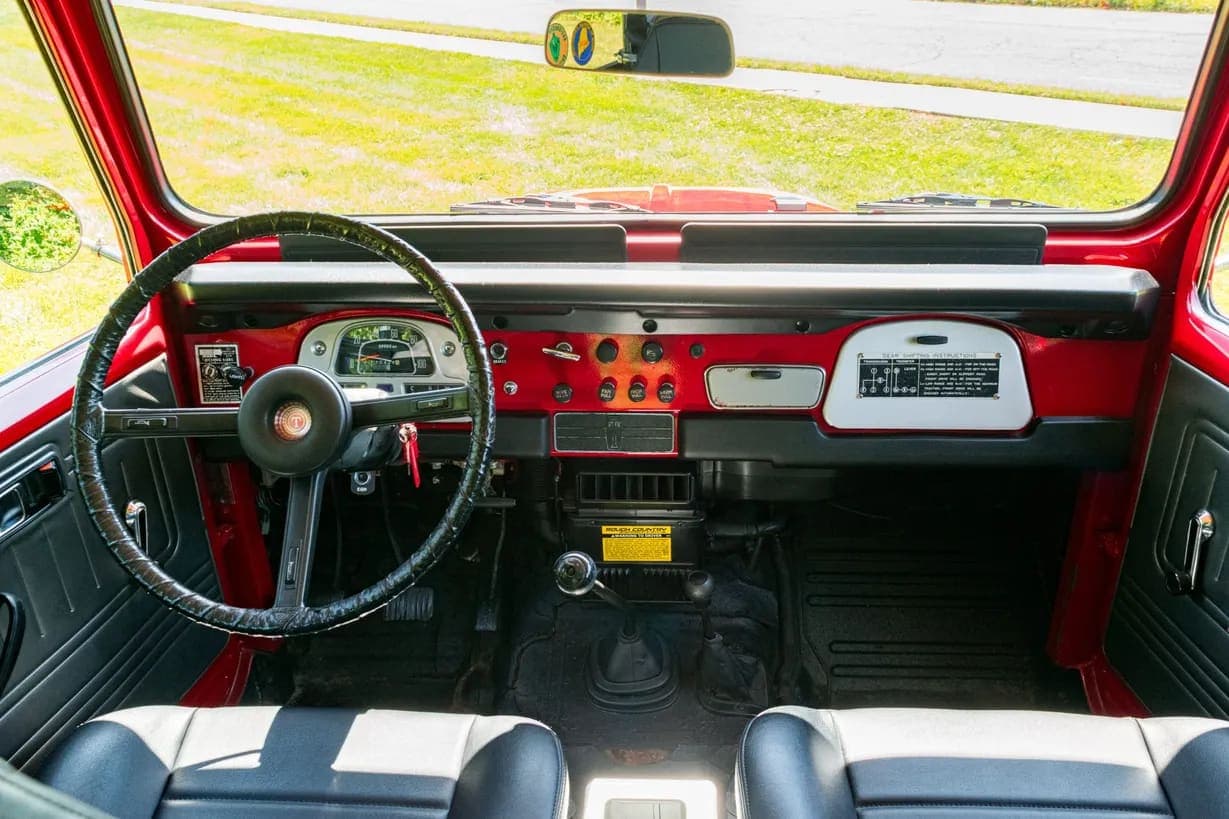 1975 Toyota Land Cruiser FJ40 4-Speed, view