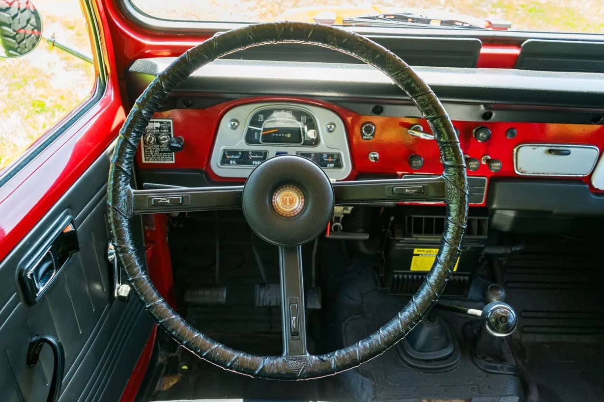 1975 Toyota Land Cruiser FJ40 4-Speed, view