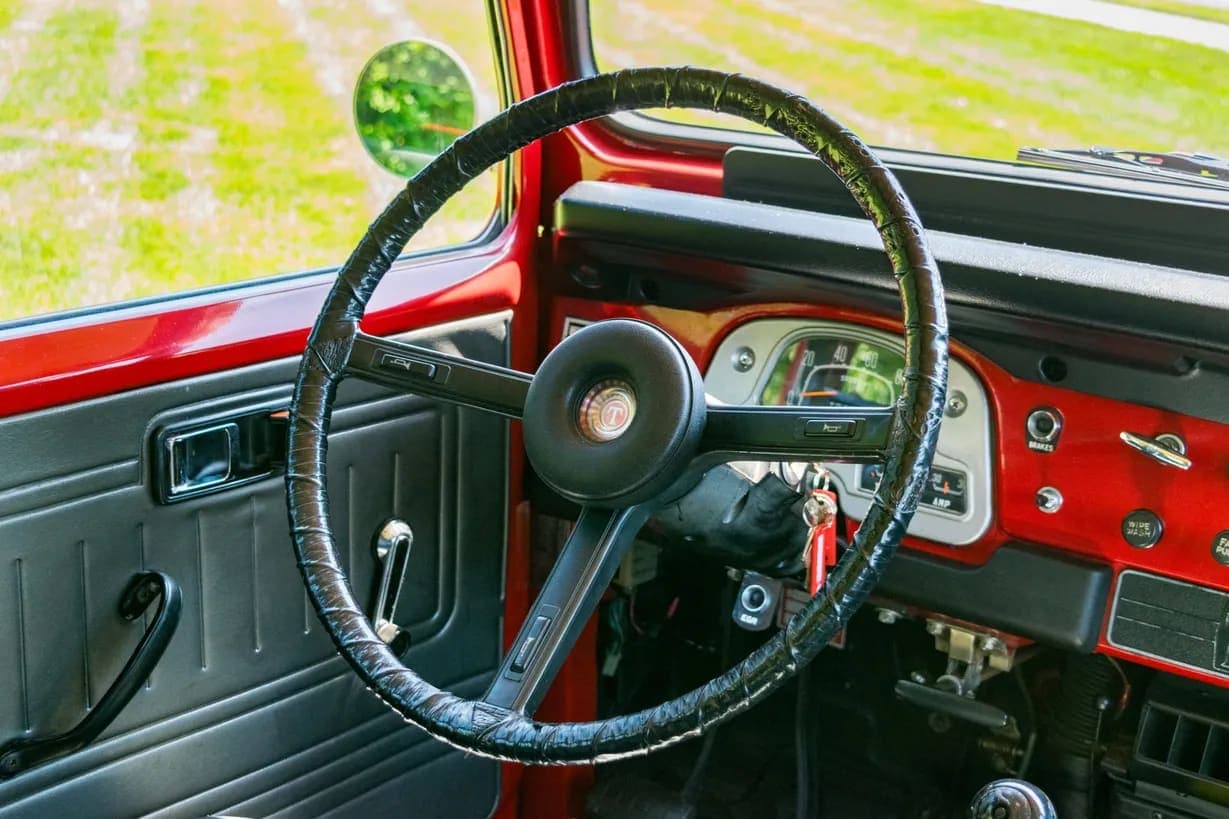 1975 Toyota Land Cruiser FJ40 4-Speed, view