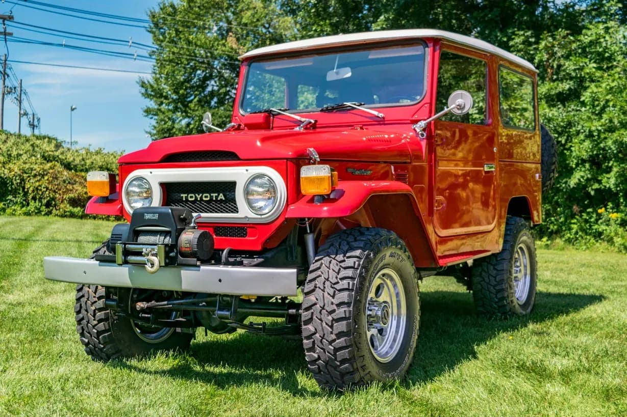 1975 Toyota Land Cruiser FJ40 4-Speed, view