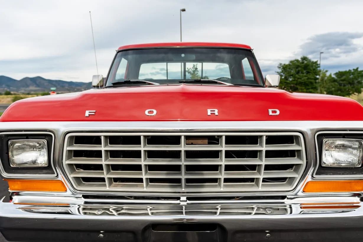 1979 Ford F-350 Custom, view