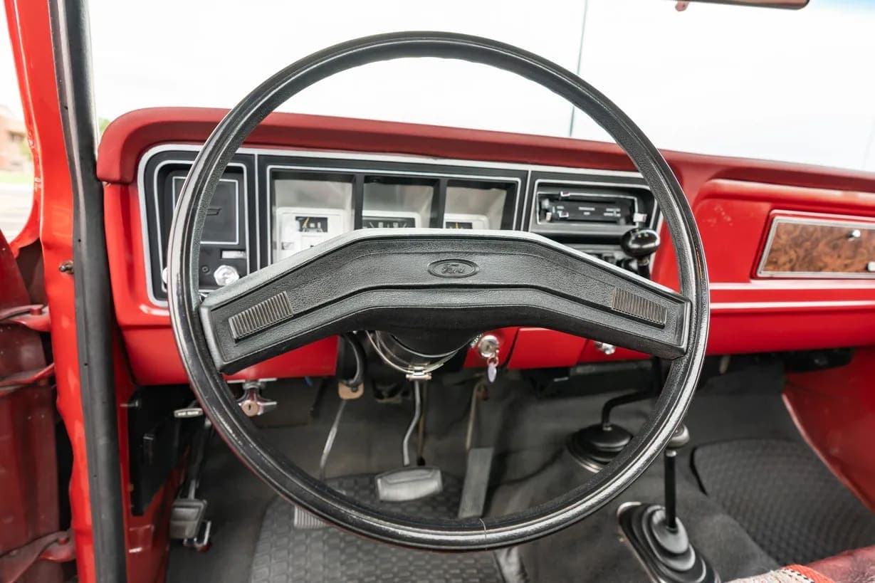 1979 Ford F-350 Custom, view