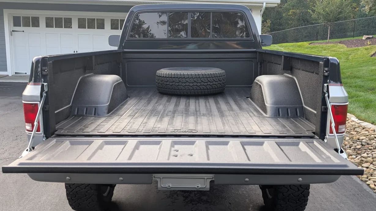 1983 Chevrolet K20, view