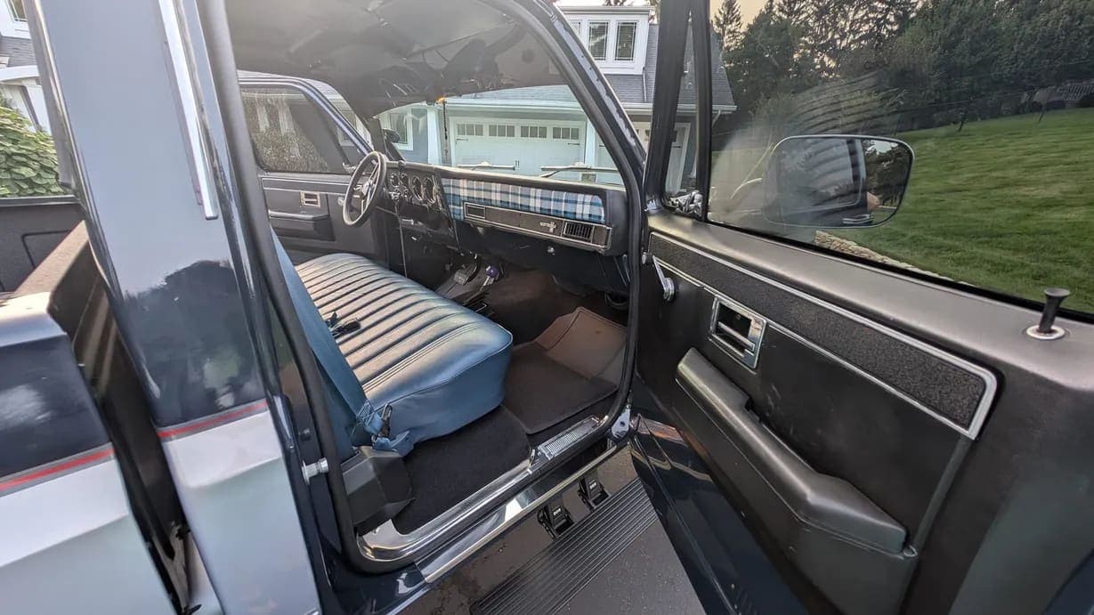 1983 Chevrolet K20, view