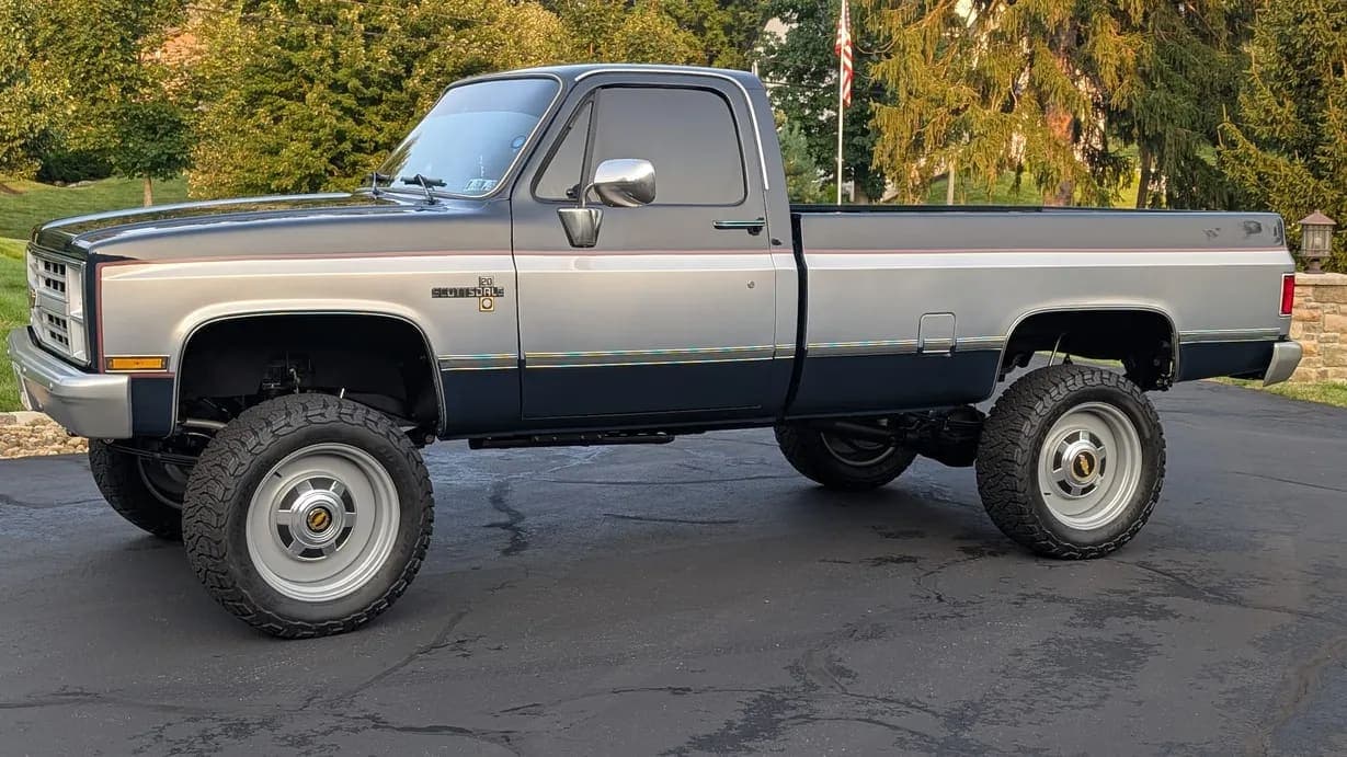 1983 Chevrolet K20, view