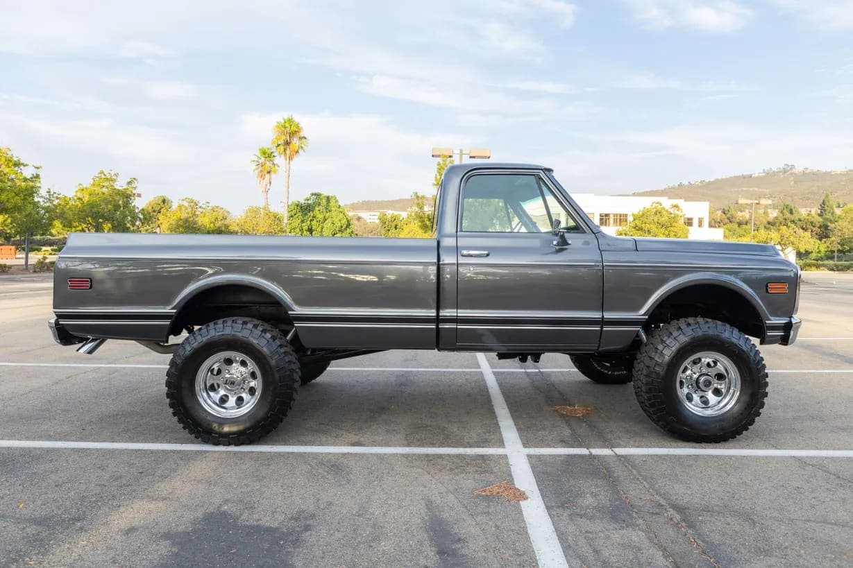 1972 Chevrolet K20 Pickup, view