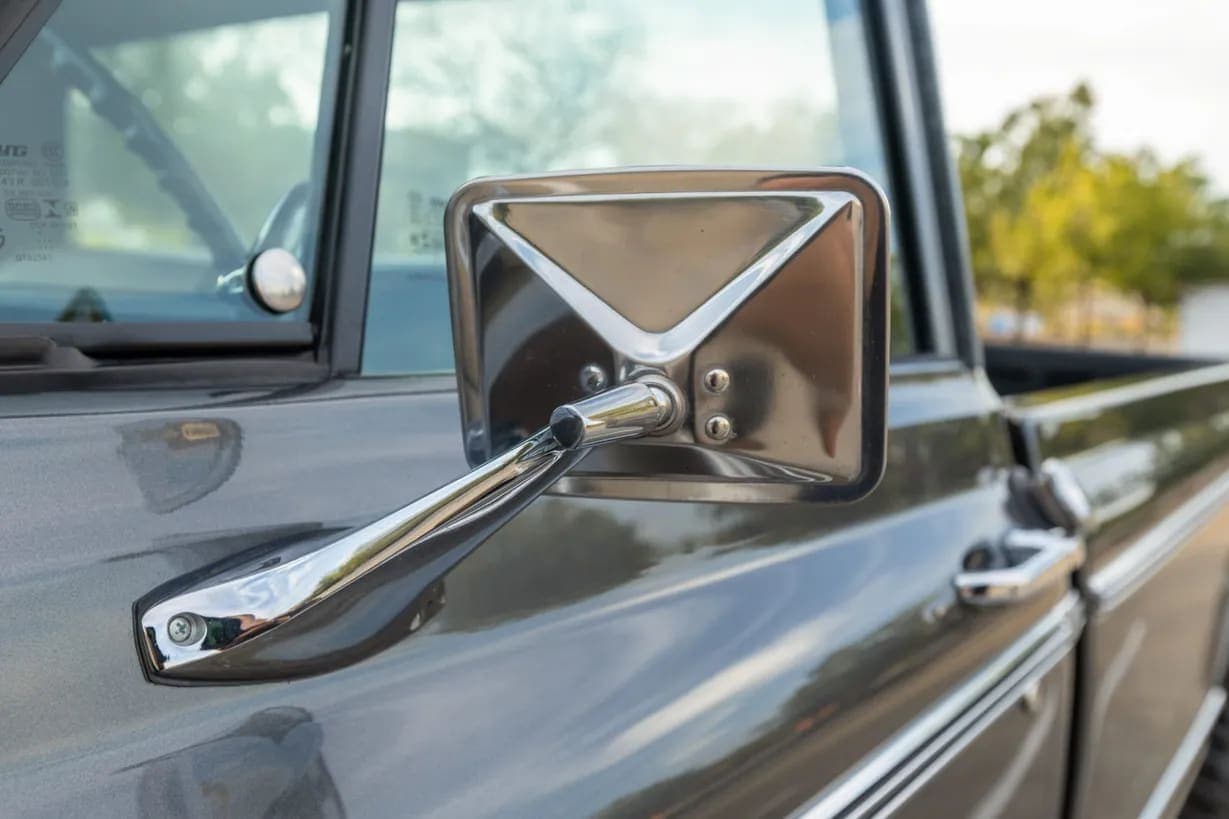 1972 Chevrolet K20 Pickup, view