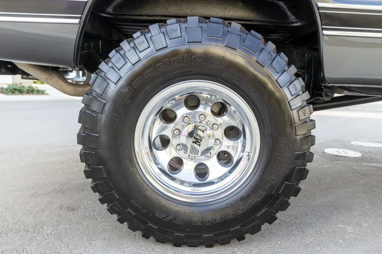 1972 Chevrolet K20 Pickup, view