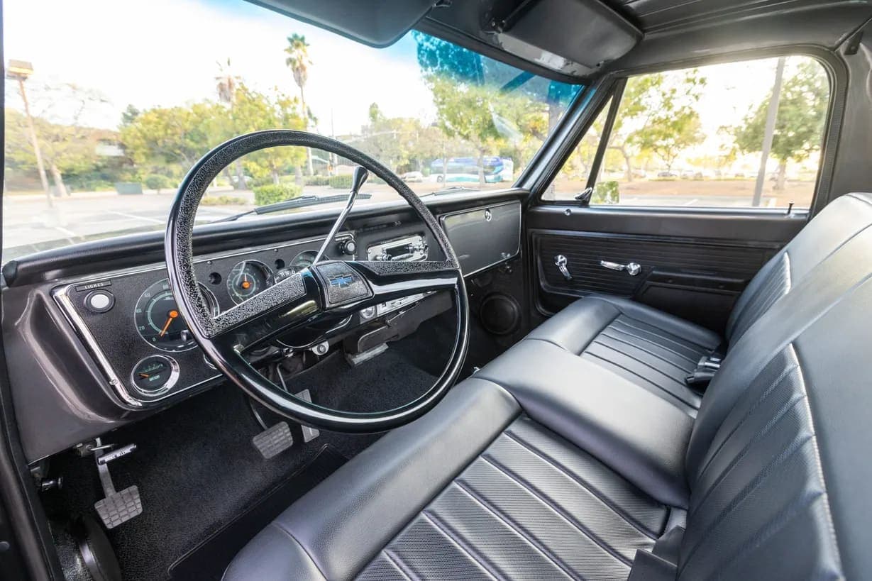 1972 Chevrolet K20 Pickup, view