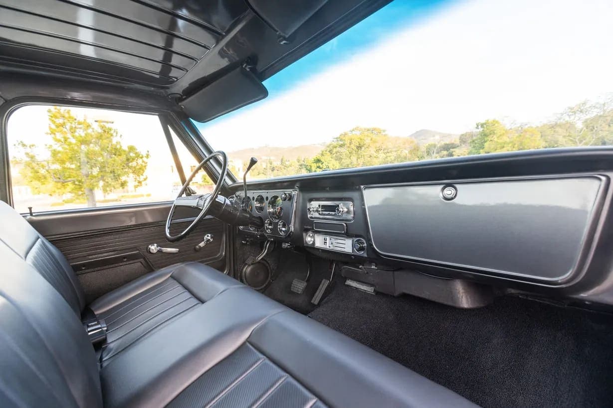 1972 Chevrolet K20 Pickup, view