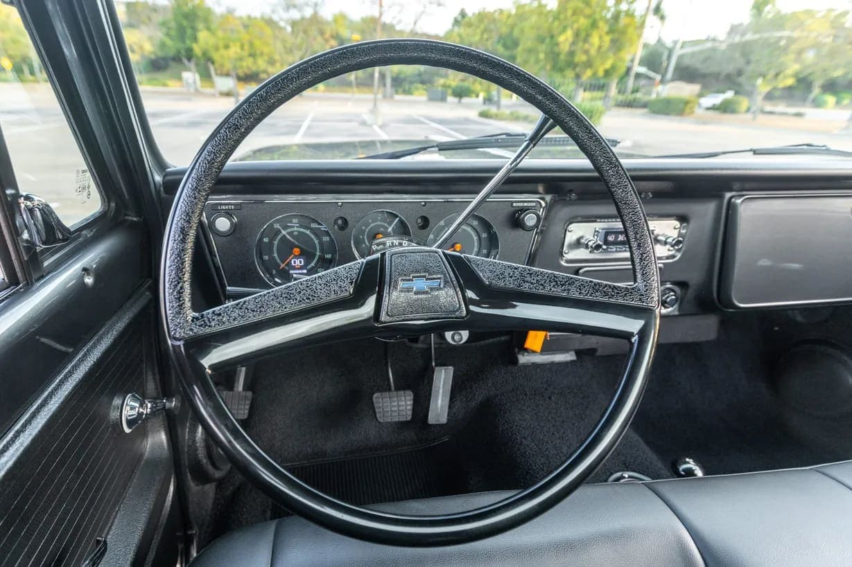 1972 Chevrolet K20 Pickup, view
