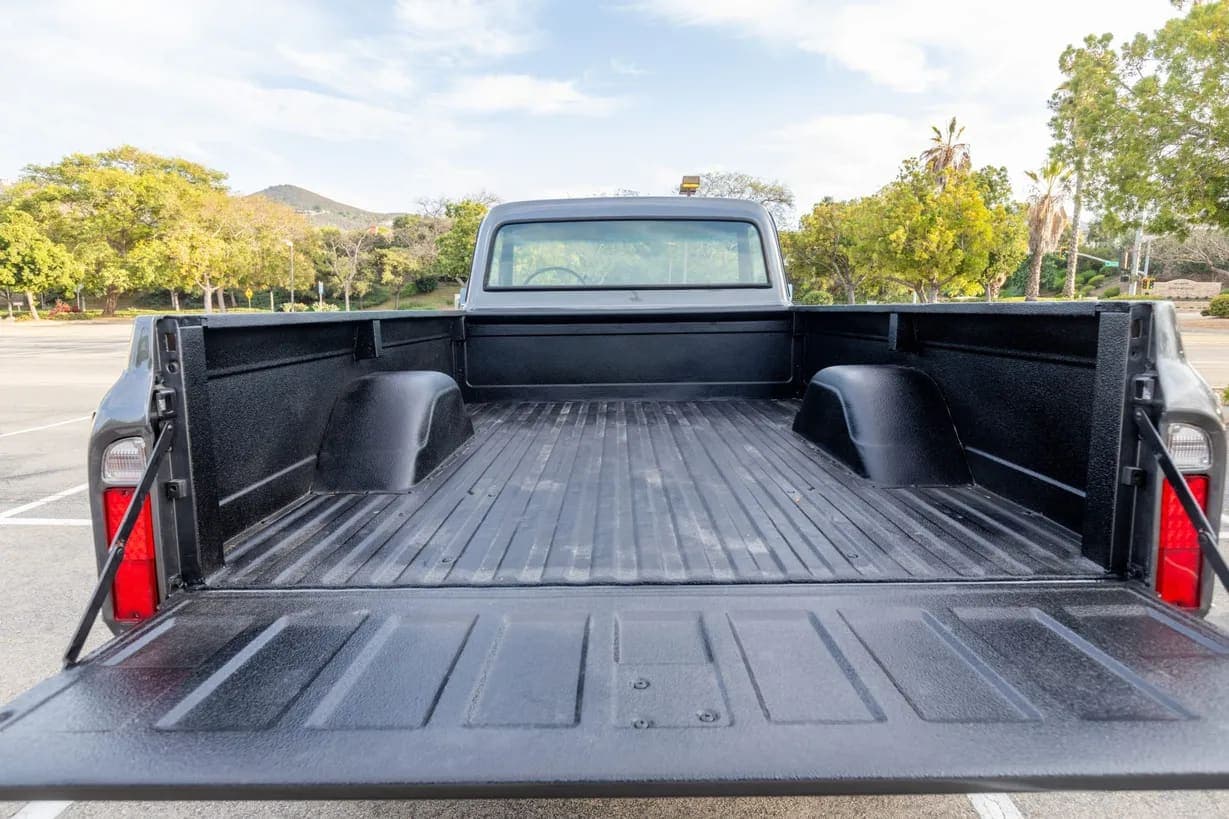 1972 Chevrolet K20 Pickup, view