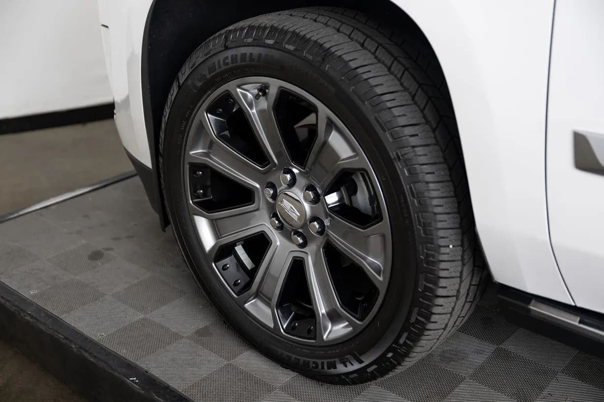 2016 Cadillac Escalade ESV, view