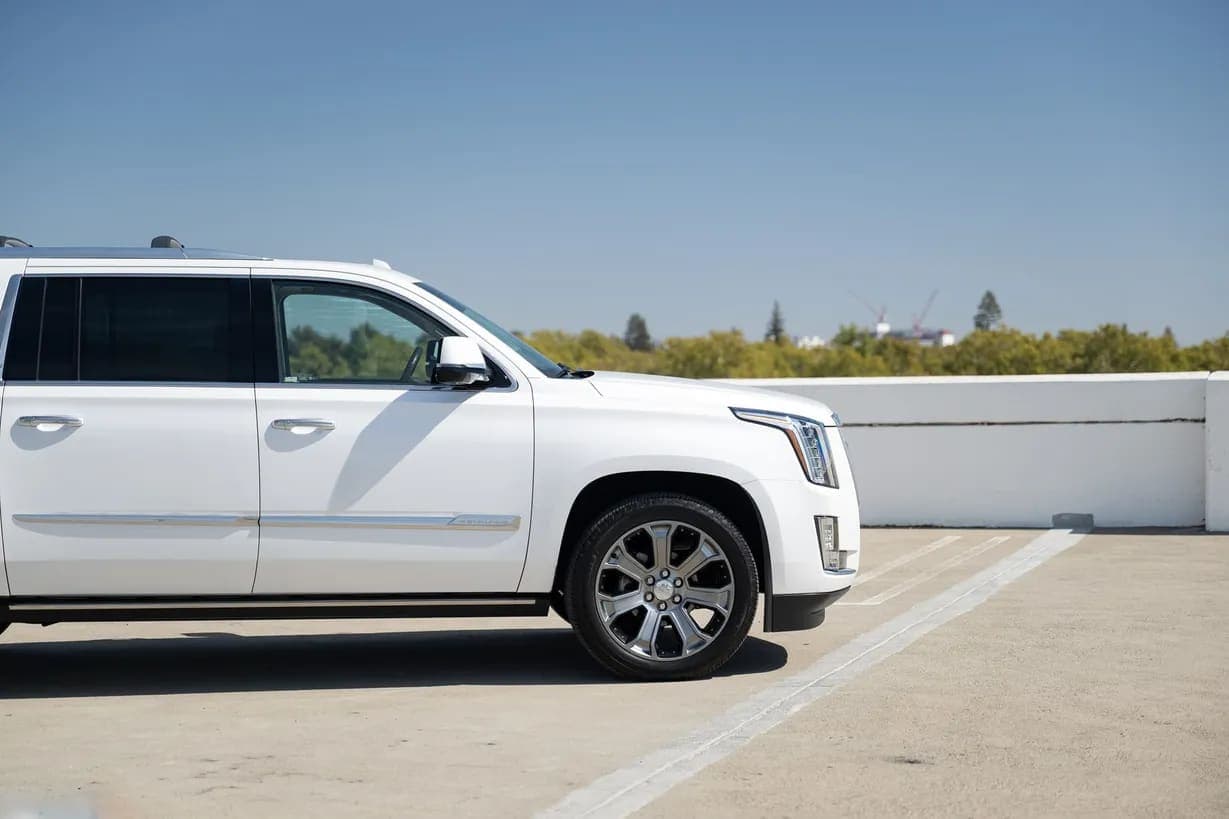 2016 Cadillac Escalade ESV, view