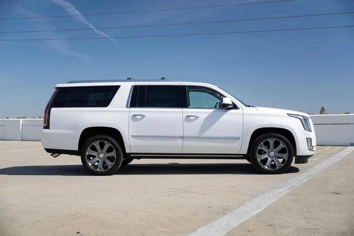 2016 Cadillac Escalade ESV, view