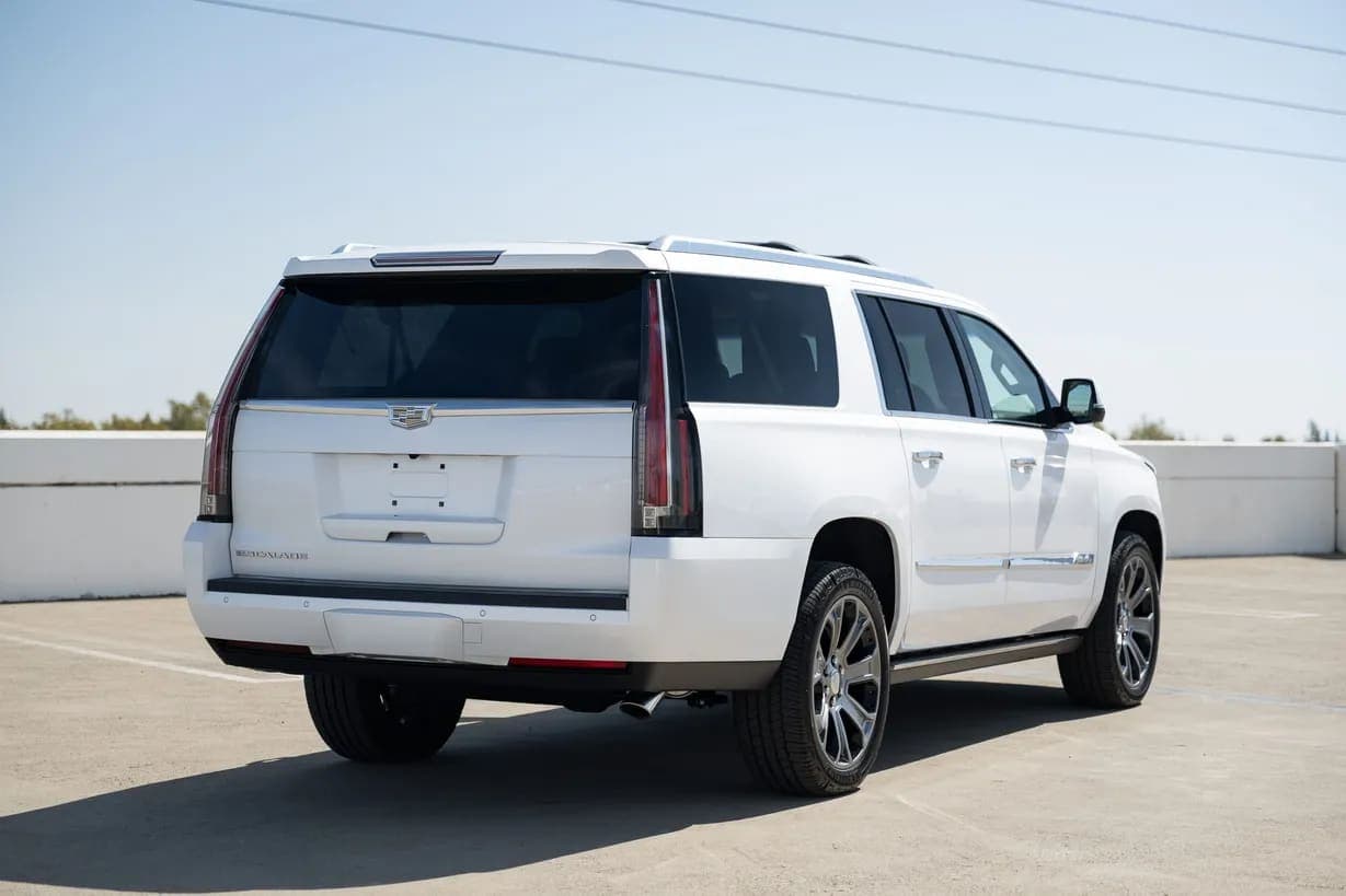 2016 Cadillac Escalade ESV, view