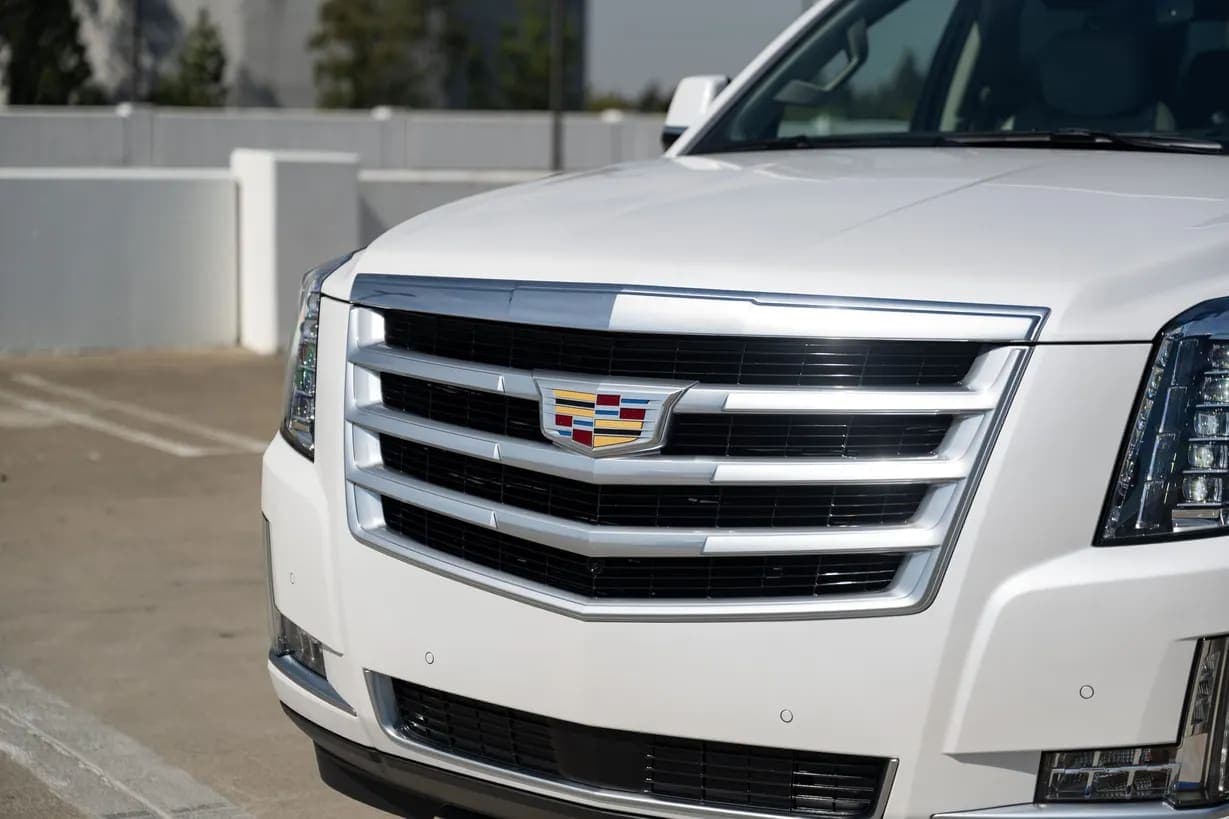 2016 Cadillac Escalade ESV, view