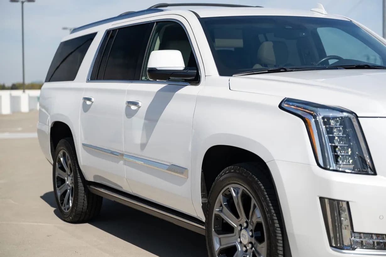 2016 Cadillac Escalade ESV, view