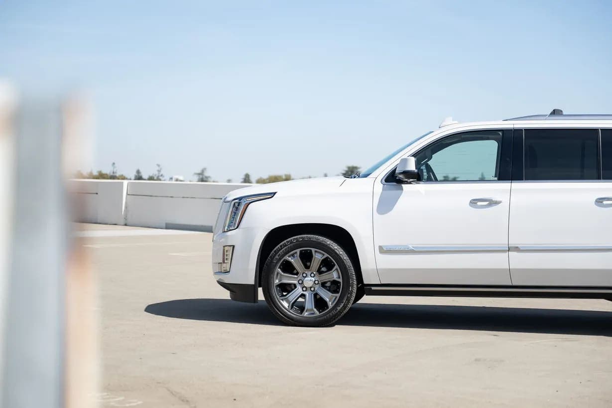 2016 Cadillac Escalade ESV, view