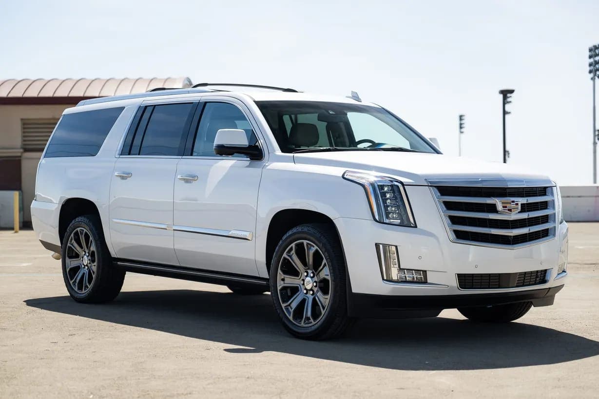 2016 Cadillac Escalade ESV, view