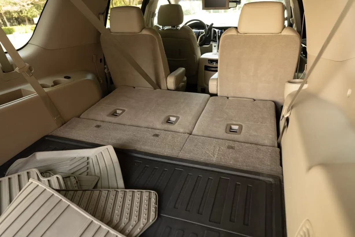 2016 Cadillac Escalade ESV, view