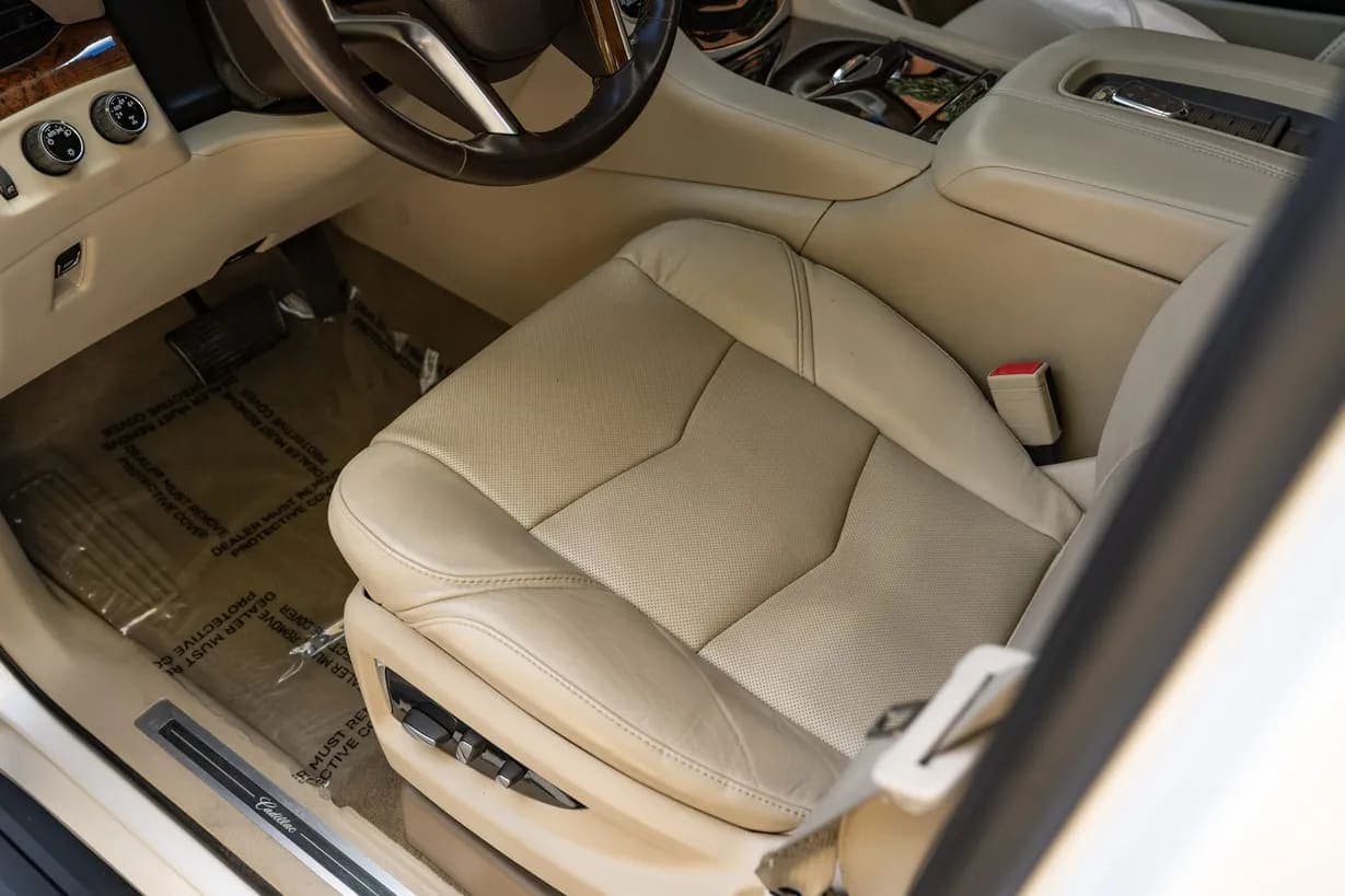 2016 Cadillac Escalade ESV, view