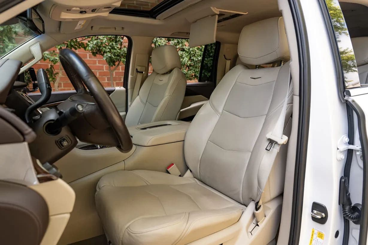2016 Cadillac Escalade ESV, view