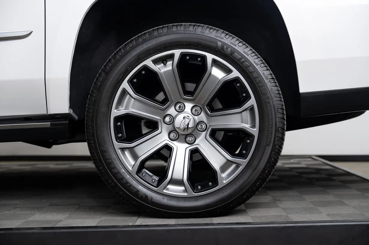 2016 Cadillac Escalade ESV, view