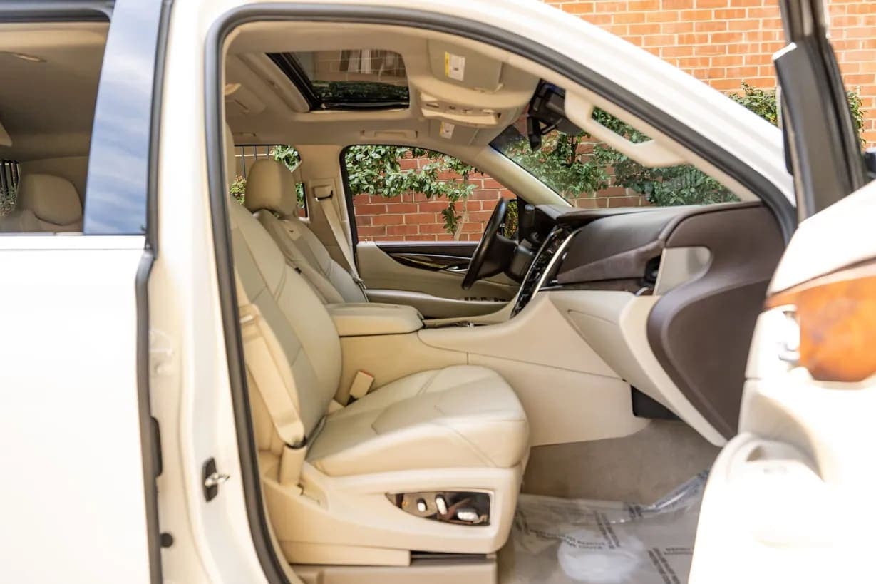 2016 Cadillac Escalade ESV, view