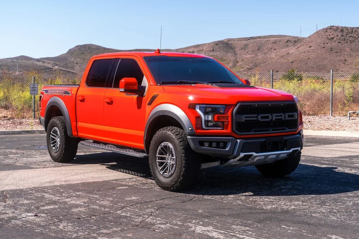 2019 Ford F-150 Raptor video preview