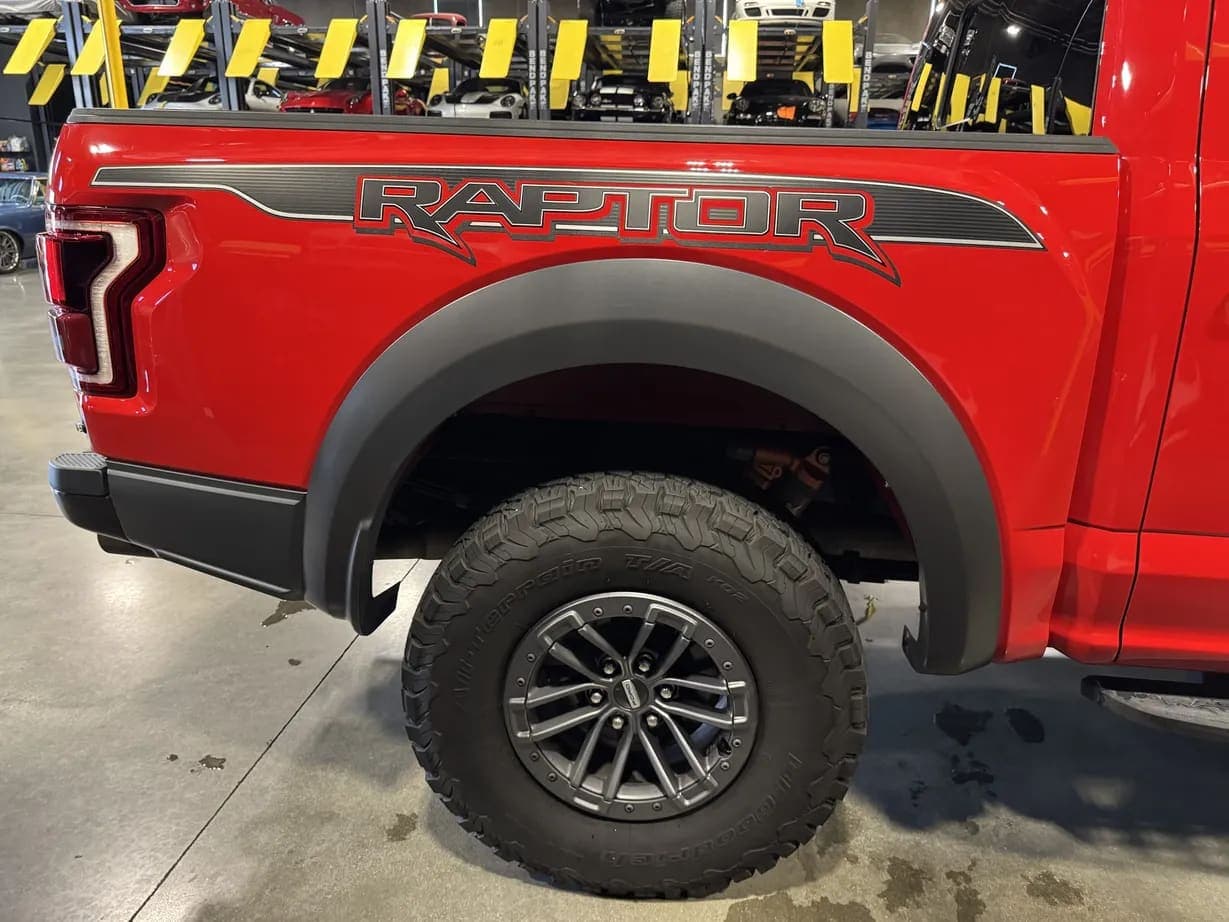 2019 Ford F-150 Raptor, view