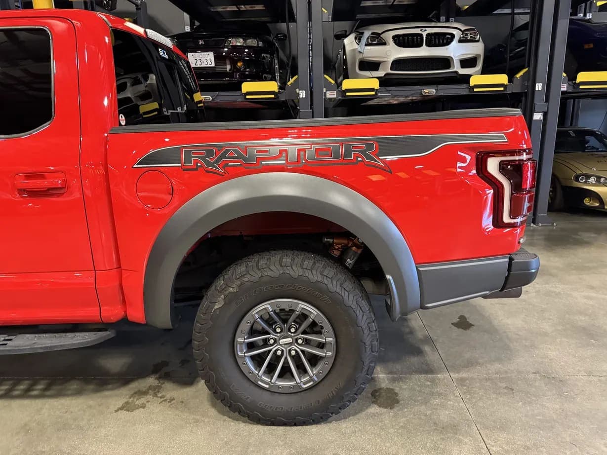 2019 Ford F-150 Raptor, view