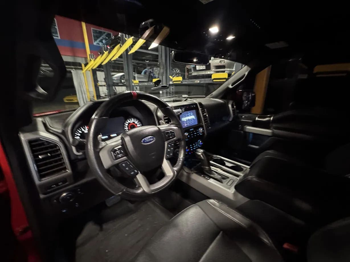 2019 Ford F-150 Raptor, view