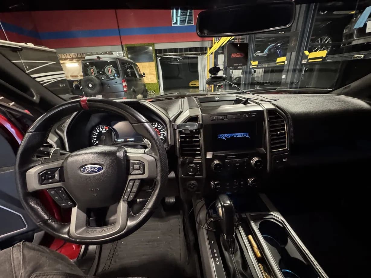 2019 Ford F-150 Raptor, view