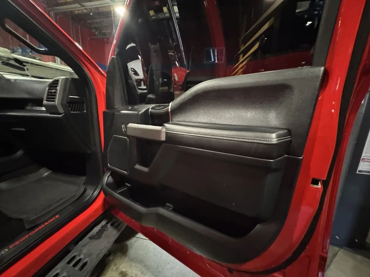 2019 Ford F-150 Raptor, view