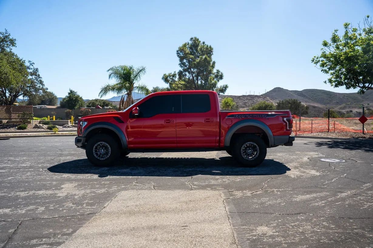 2019 Ford F-150 Raptor, view