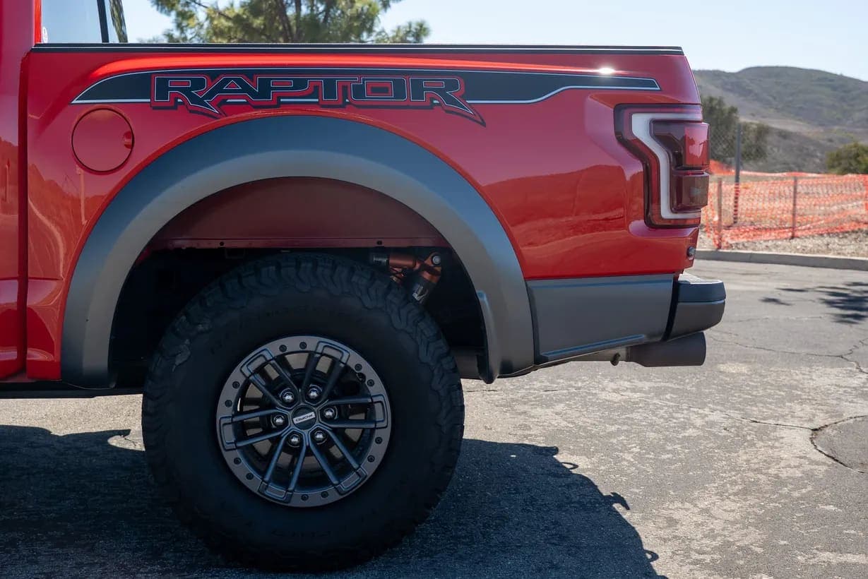 2019 Ford F-150 Raptor, view