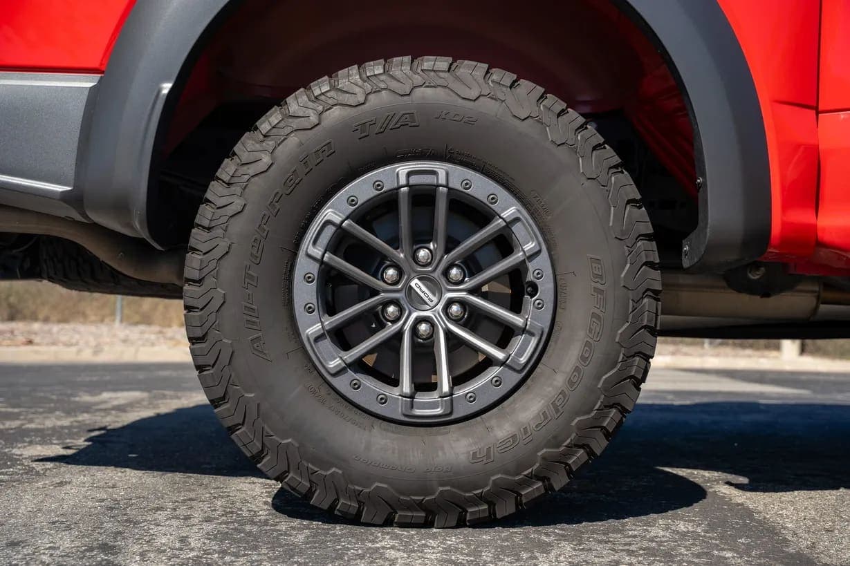 2019 Ford F-150 Raptor, view