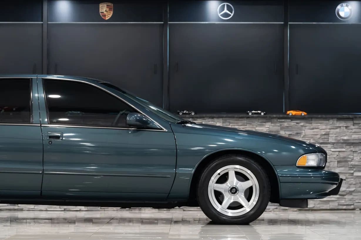 1995 Chevrolet Impala SS, view