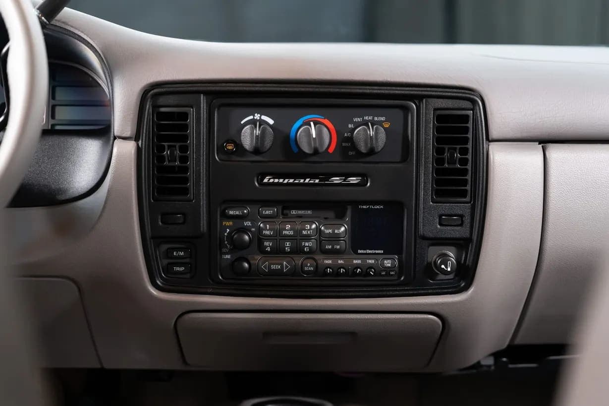 1995 Chevrolet Impala SS, view