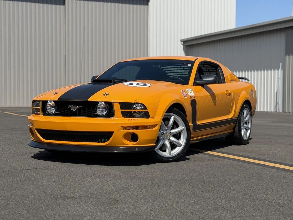 2007 Ford Saleen Mustang Parnelli Jones exterior