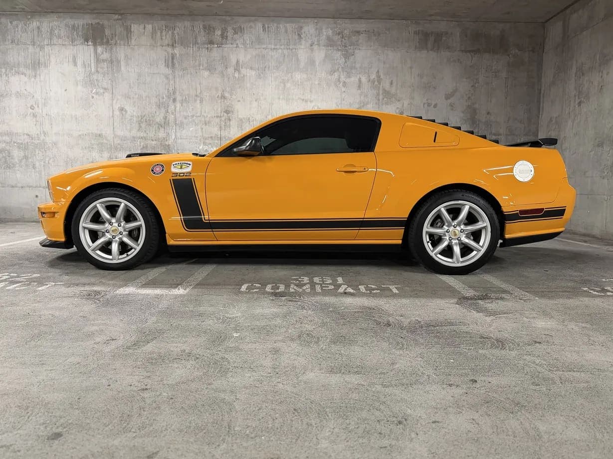 2007 Ford Saleen Mustang Parnelli Jones, view